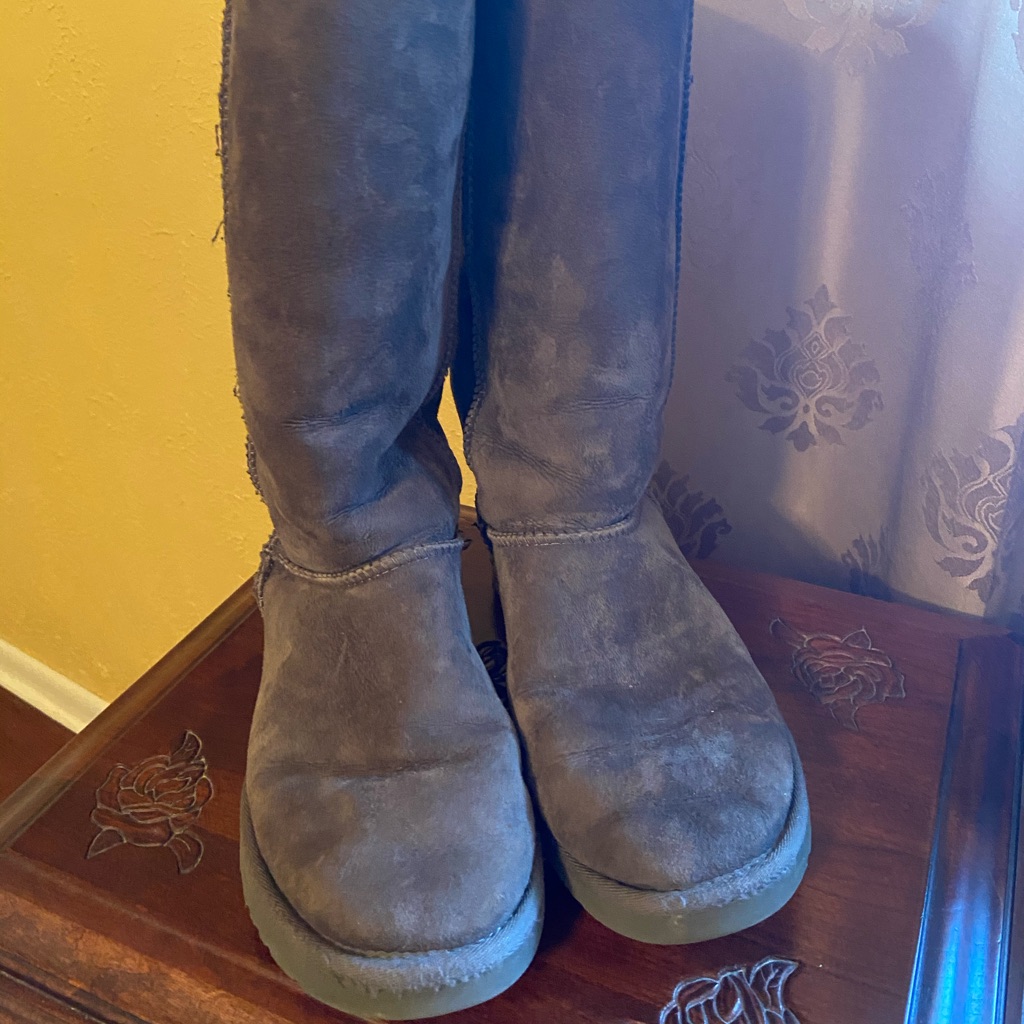 Ugh Grey Tall Boots 8m